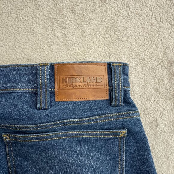 NWOT Kirkland Signature Men's 34x32 Straight Fit Jeans Blue Denim - Picture 6 of 7